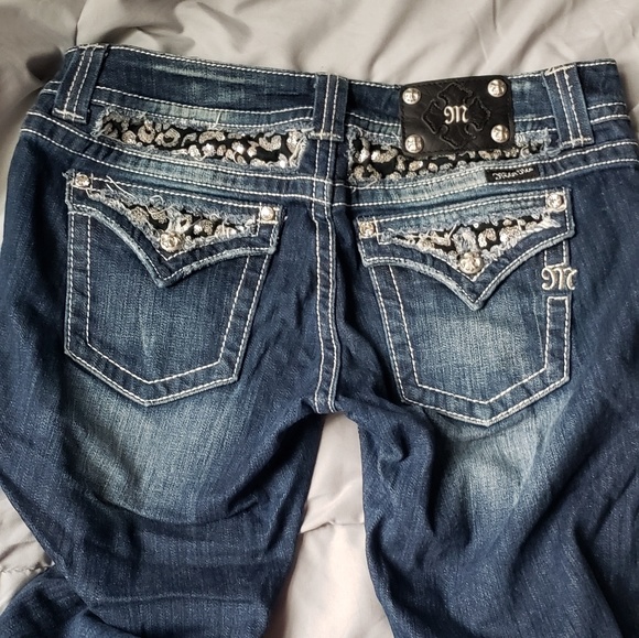 Miss Me Buckle Jeans - Picture 7 of 8